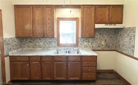315 N Bentley Avenue Niles OH 44446