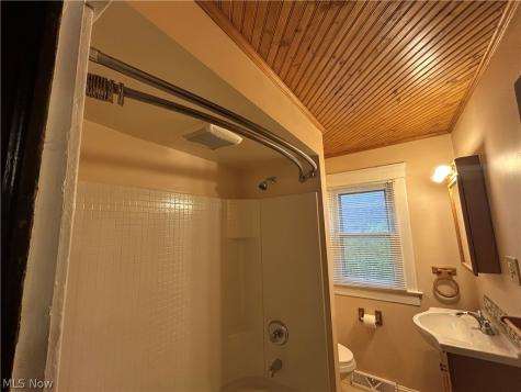 315 N Bentley Avenue Niles OH 44446