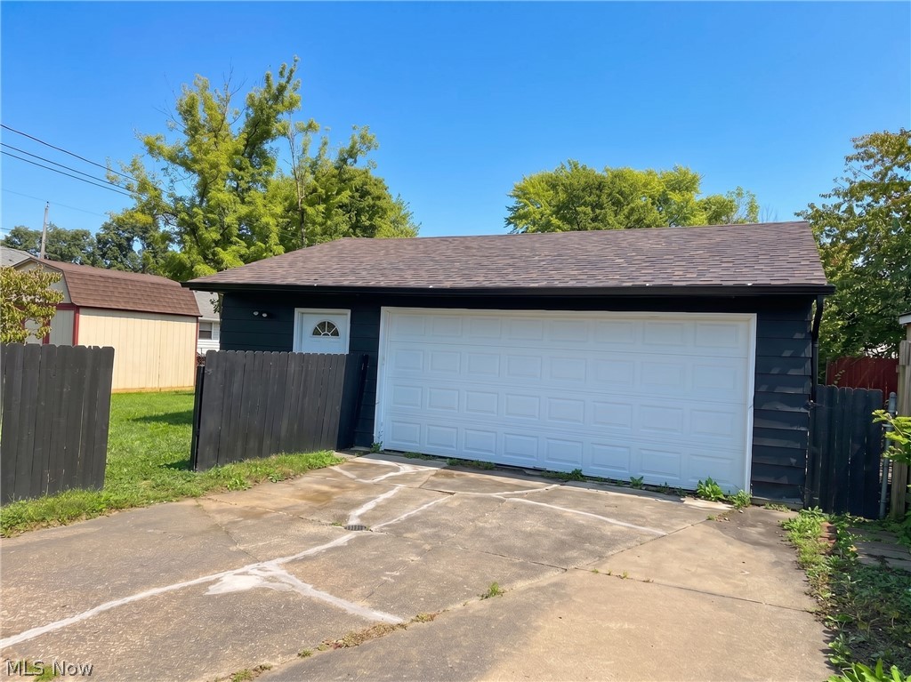 793 Georgetown Avenue Elyria OH 44035