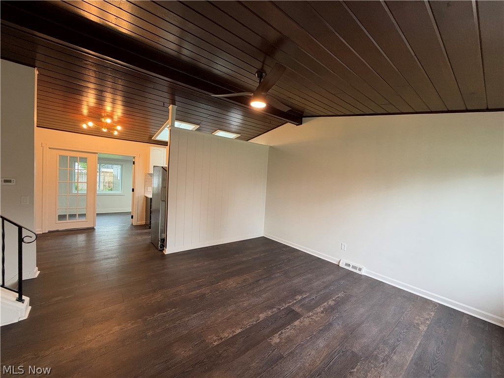 793 Georgetown Avenue Elyria OH 44035