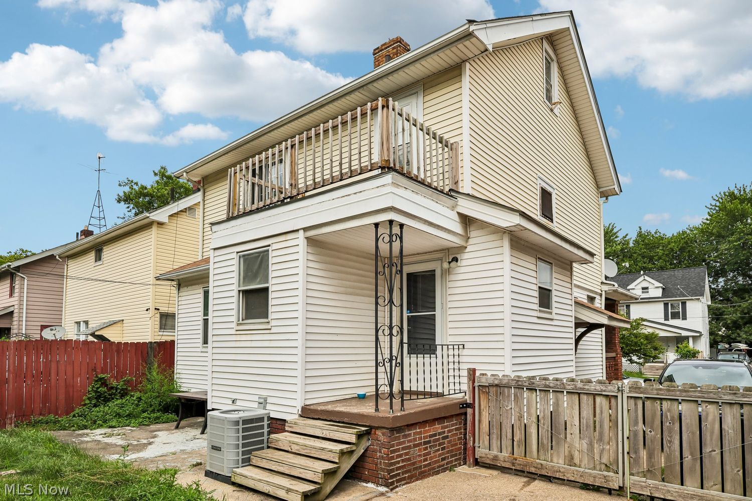 3074 W 112th Street Cleveland OH 44111