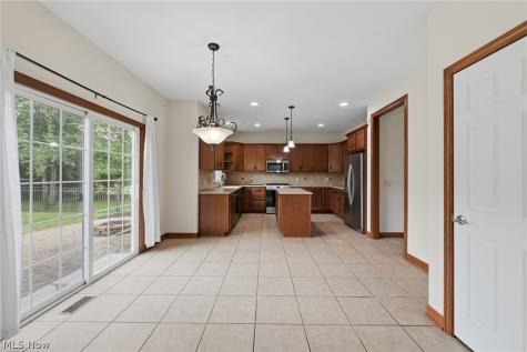 6619 Shiloh Street NW Canton OH 44708