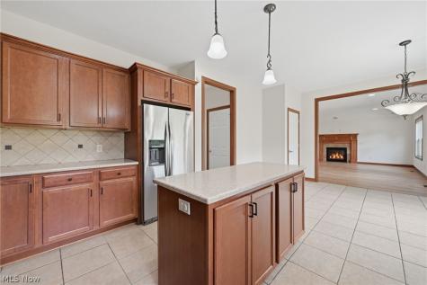 6619 Shiloh Street NW Canton OH 44708