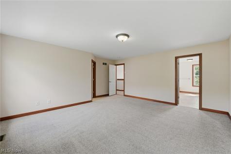 6619 Shiloh Street NW Canton OH 44708