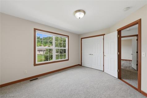 6619 Shiloh Street NW Canton OH 44708