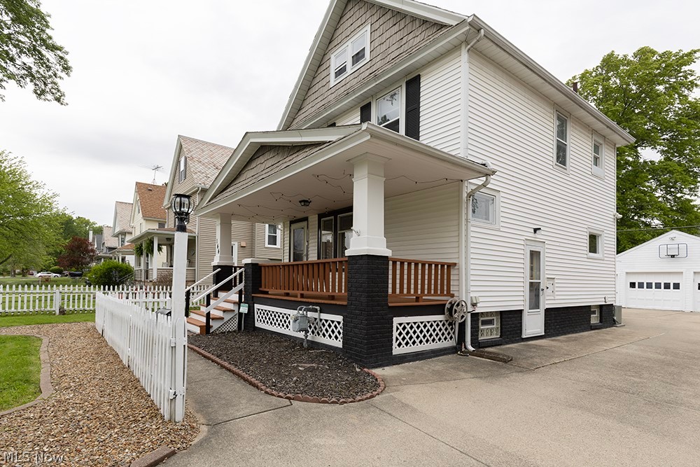144 Cornell Avenue Elyria OH 44035
