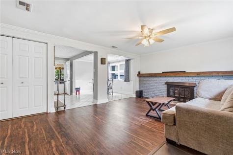 1721 State Route 303 Streetsboro OH 44241
