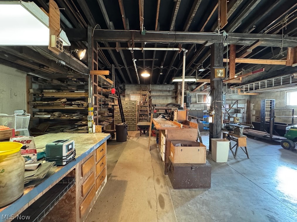 6135 S Ridge West Road W Ashtabula OH 44004