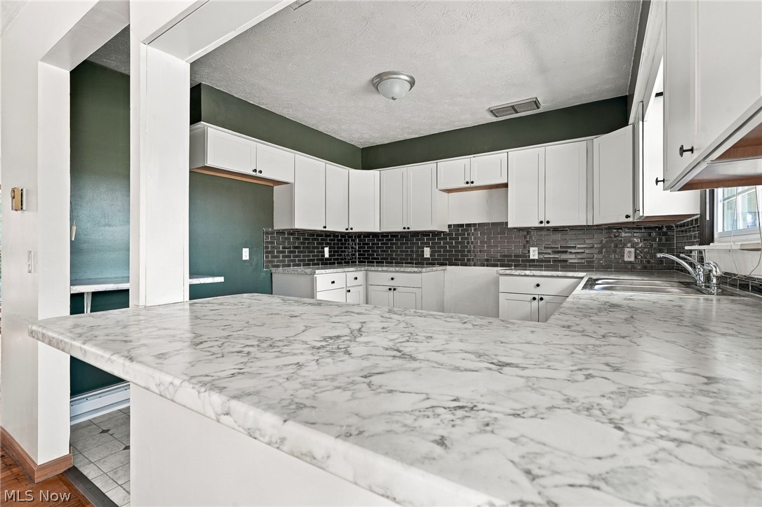 7011 Kensington Road NE Carrollton OH 44615