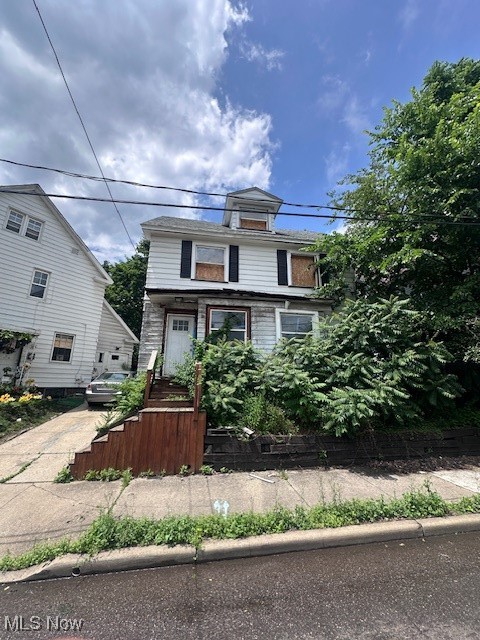 262 S Portage Path Akron OH 44302