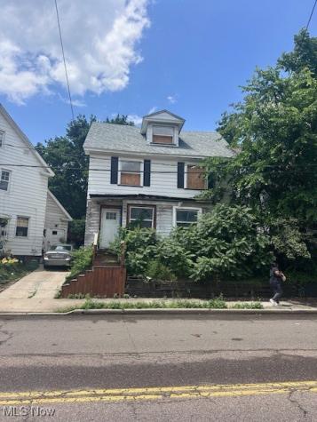 262 S Portage Path Akron OH 44302