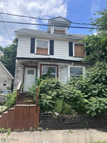 262 S Portage Path Akron OH 44302