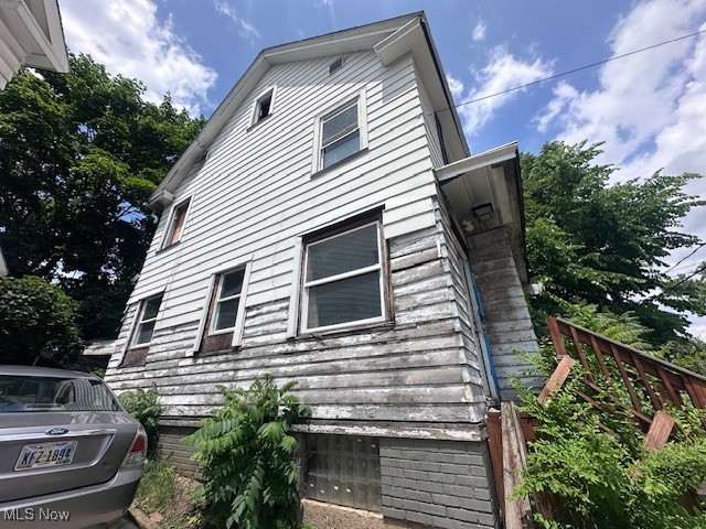 262 S Portage Path Akron OH 44302