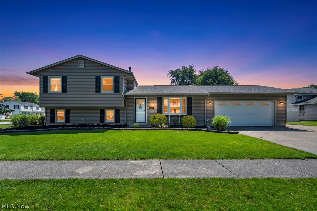 127 Edgefield Drive Elyria OH 44035