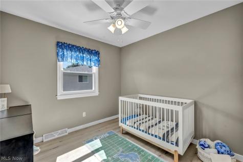 127 Edgefield Drive Elyria OH 44035