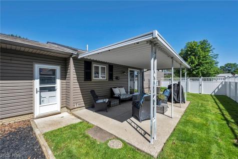 127 Edgefield Drive Elyria OH 44035
