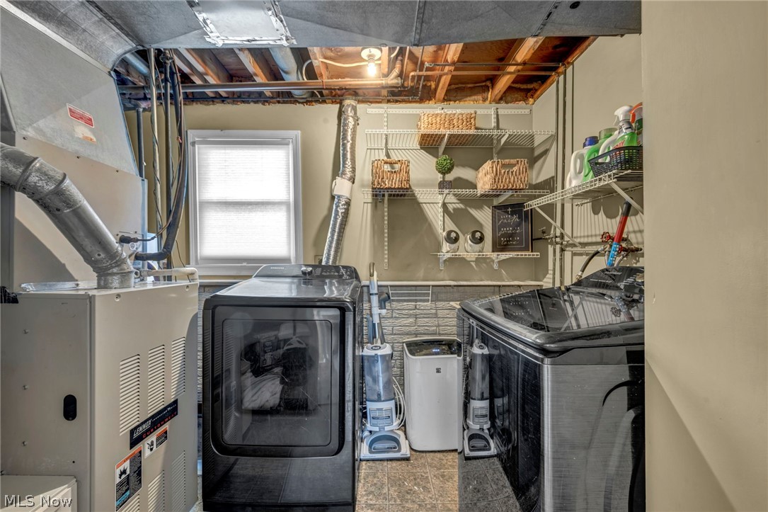 127 Edgefield Drive Elyria OH 44035