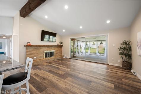 2540 Brantwood Drive Westlake OH 44145