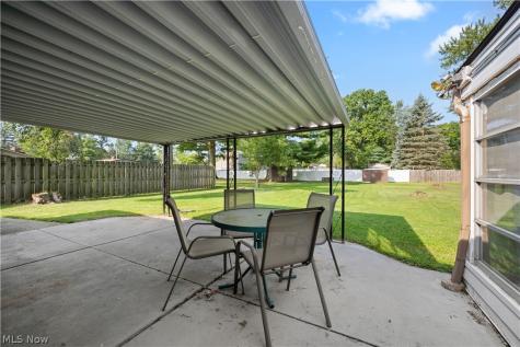 2540 Brantwood Drive Westlake OH 44145