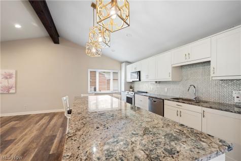 2540 Brantwood Drive Westlake OH 44145