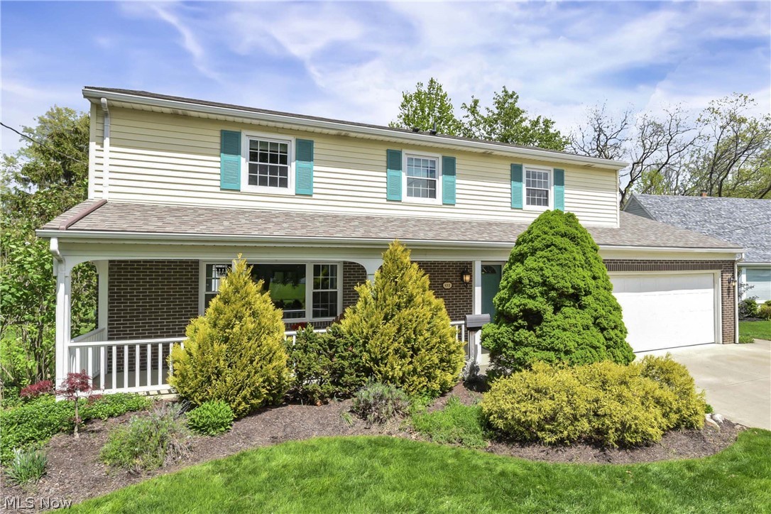 152 Woodridge Drive Elyria OH 44035