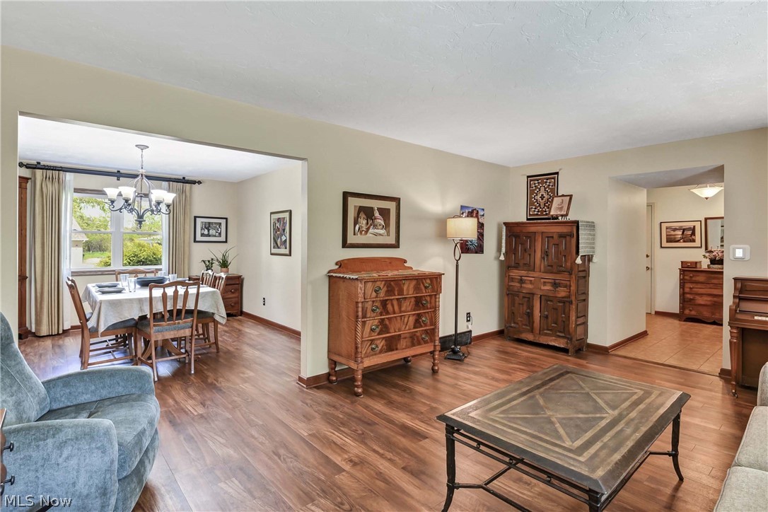 152 Woodridge Drive Elyria OH 44035