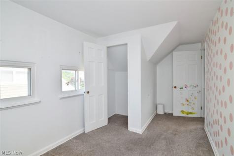 8115 Liberty Avenue Parma OH 44129