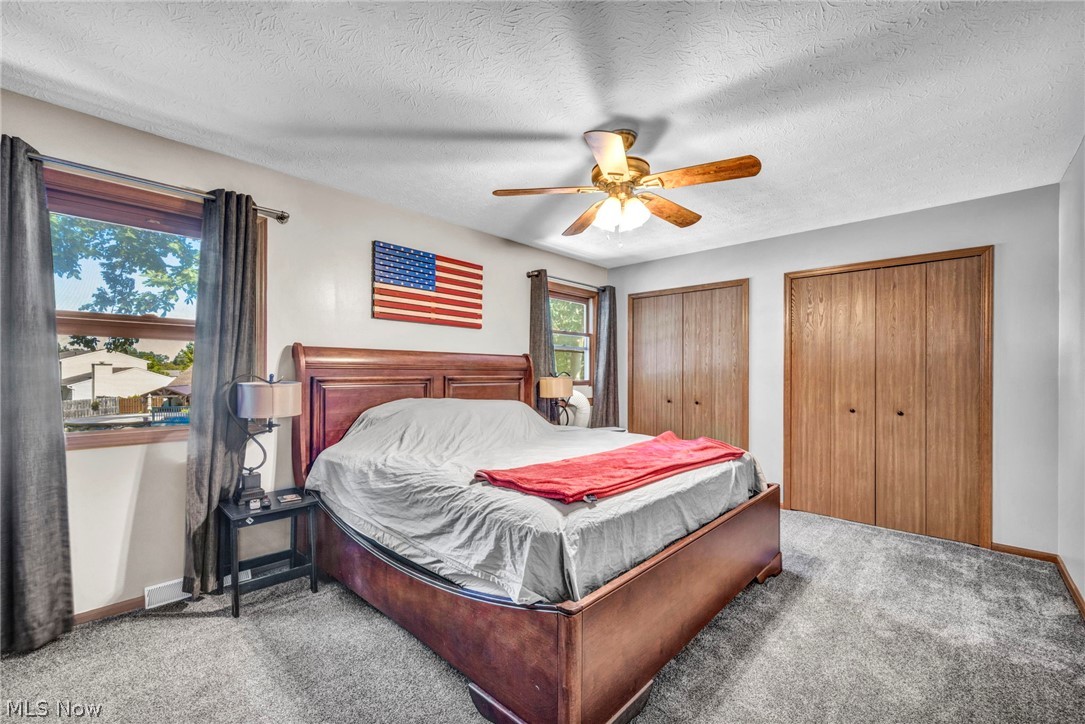 352 Carol Lane Elyria OH 44035