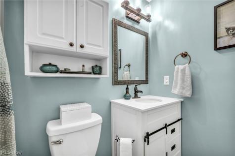 352 Carol Lane Elyria OH 44035