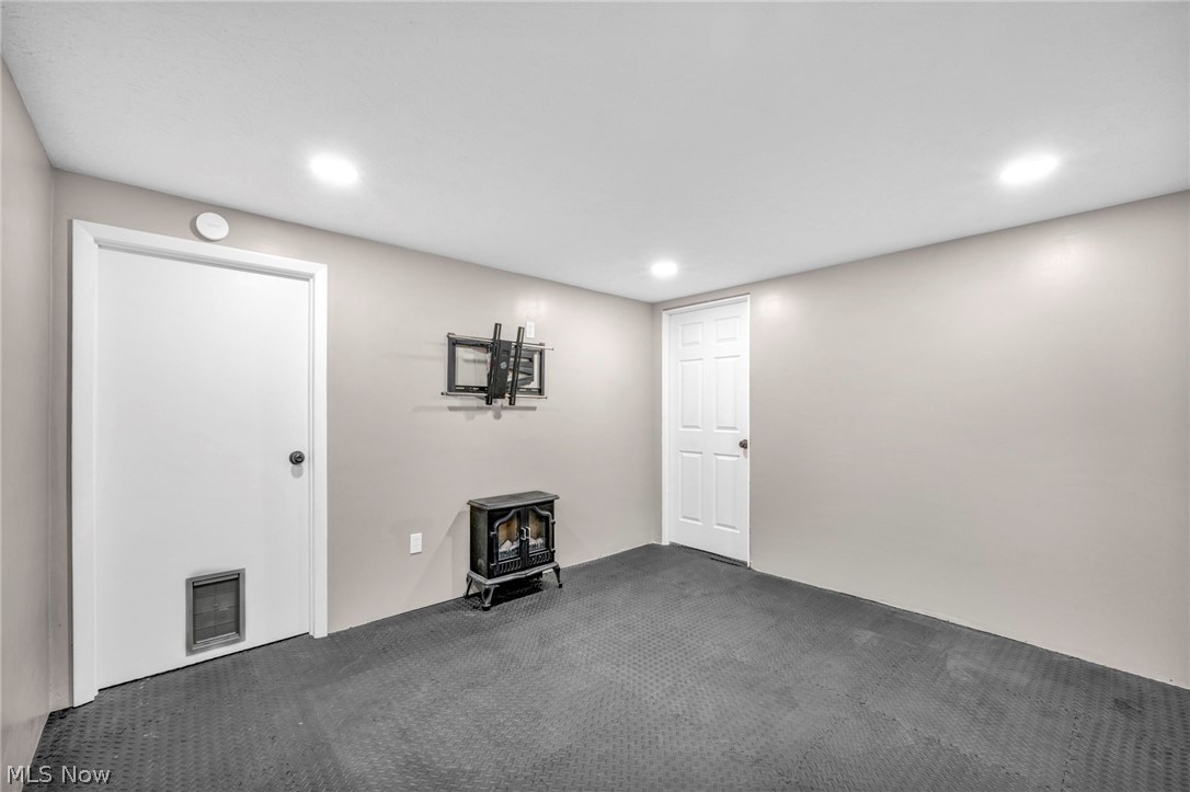 352 Carol Lane Elyria OH 44035