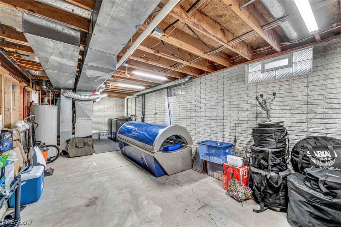 352 Carol Lane Elyria OH 44035