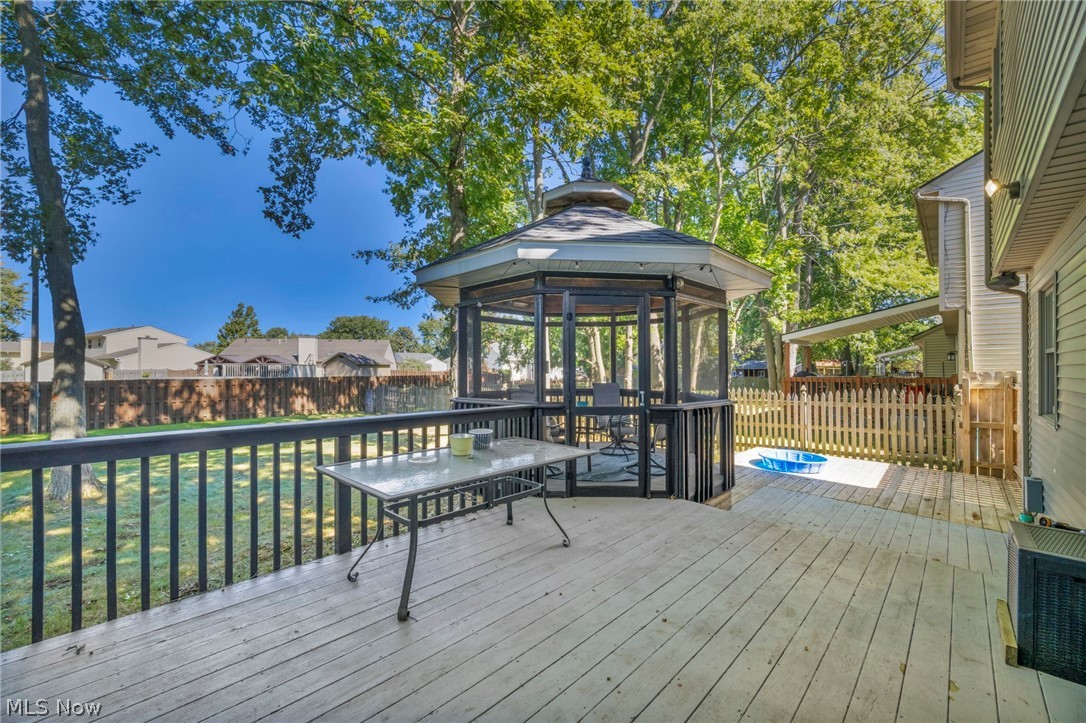 352 Carol Lane Elyria OH 44035