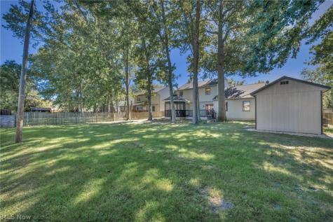 352 Carol Lane Elyria OH 44035
