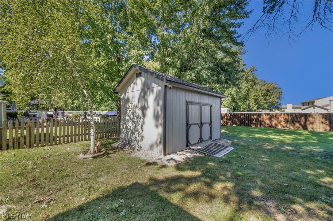 352 Carol Lane Elyria OH 44035