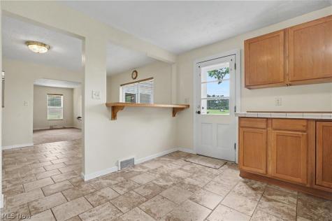 3625 State Route 43 Kent OH 44240