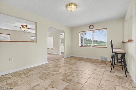 3625 State Route 43 Kent OH 44240