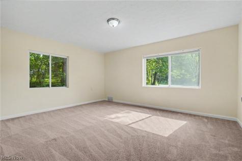 3625 State Route 43 Kent OH 44240