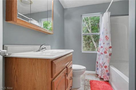 3625 State Route 43 Kent OH 44240