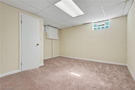3625 State Route 43 Kent OH 44240