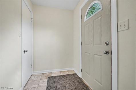 3625 State Route 43 Kent OH 44240