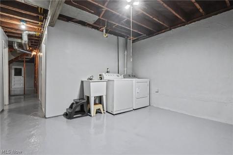 3625 State Route 43 Kent OH 44240