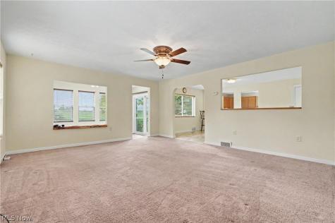 3625 State Route 43 Kent OH 44240