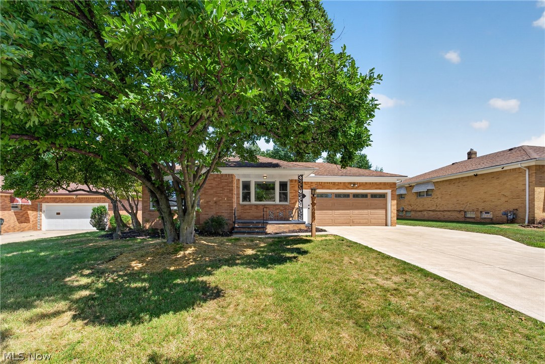 23543 Angela Drive Warrensville Heights OH 44128