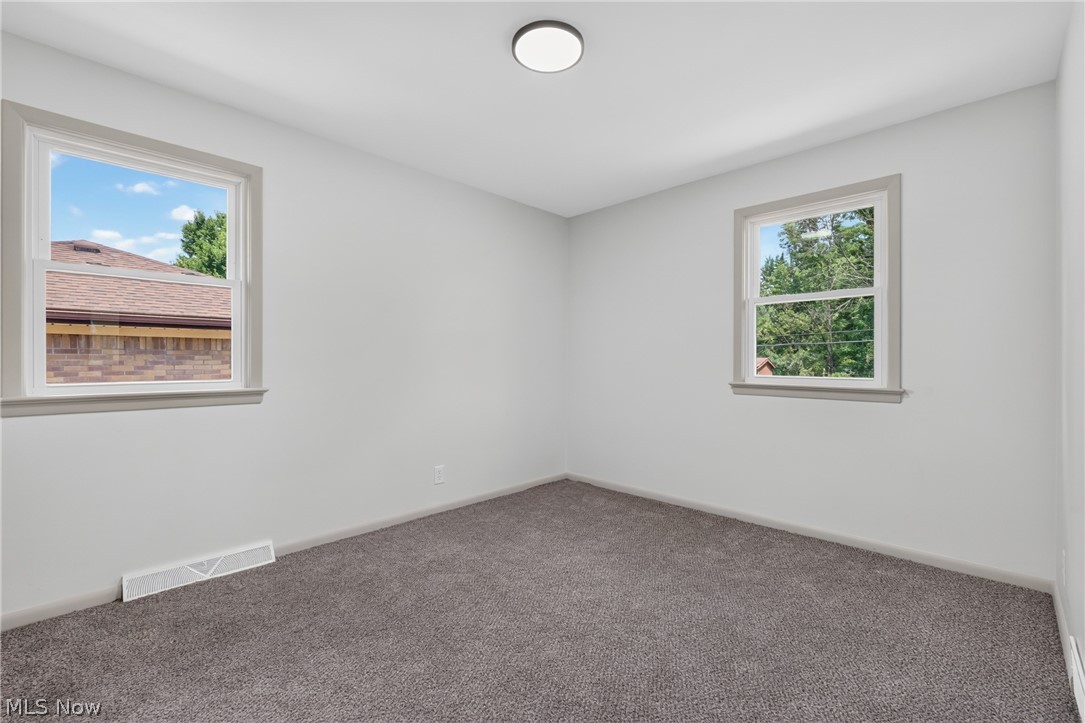 23543 Angela Drive Warrensville Heights OH 44128