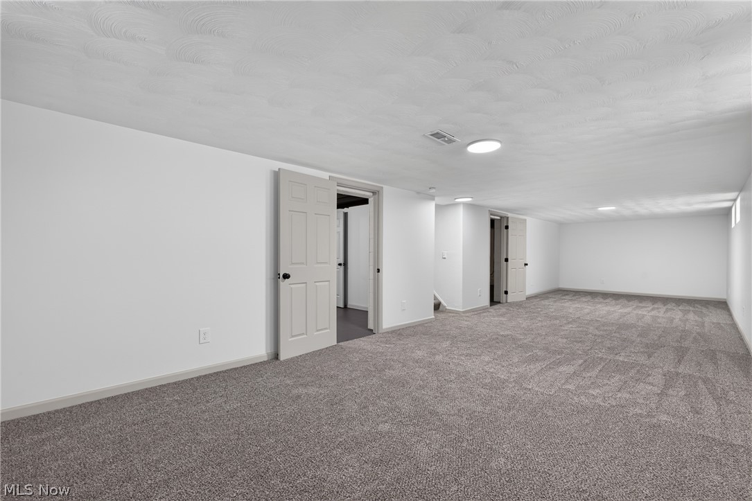 23543 Angela Drive Warrensville Heights OH 44128