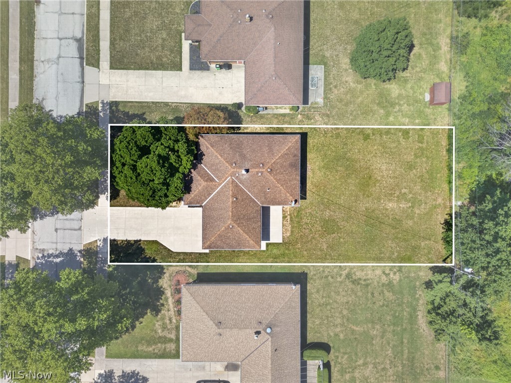 23543 Angela Drive Warrensville Heights OH 44128