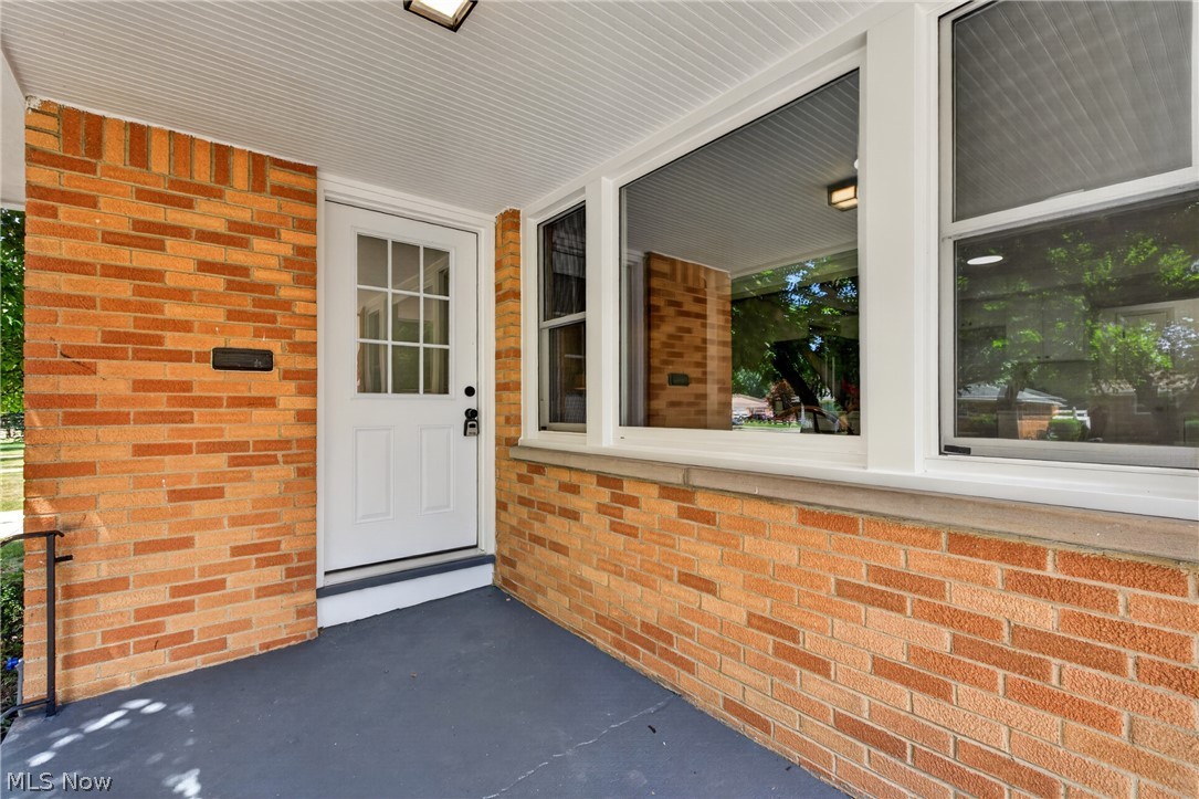23543 Angela Drive Warrensville Heights OH 44128