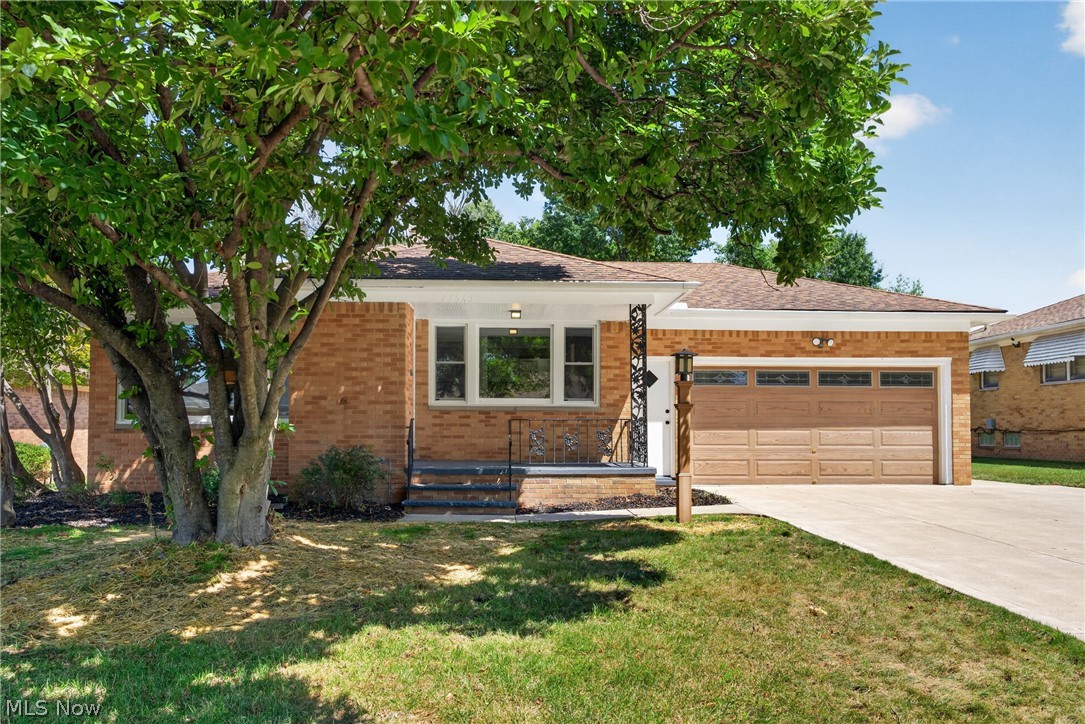 23543 Angela Drive Warrensville Heights OH 44128
