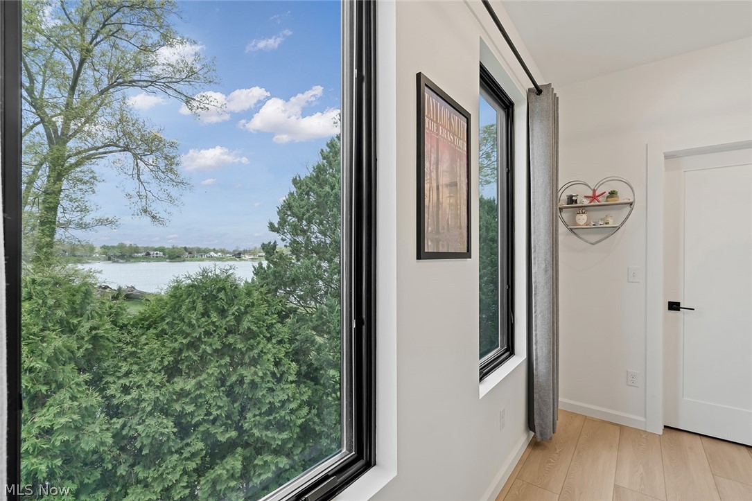 641 Driftwood Street Lake Milton OH 44429