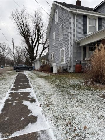 2630 E Erie Avenue Lorain OH 44052